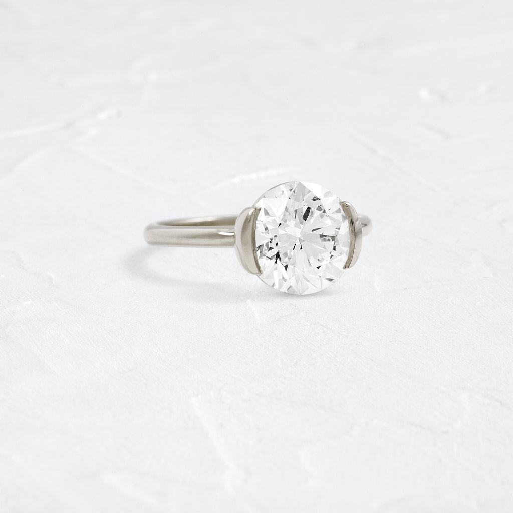Solitaire-Oval Lab Grown Diamond Engagement Ring