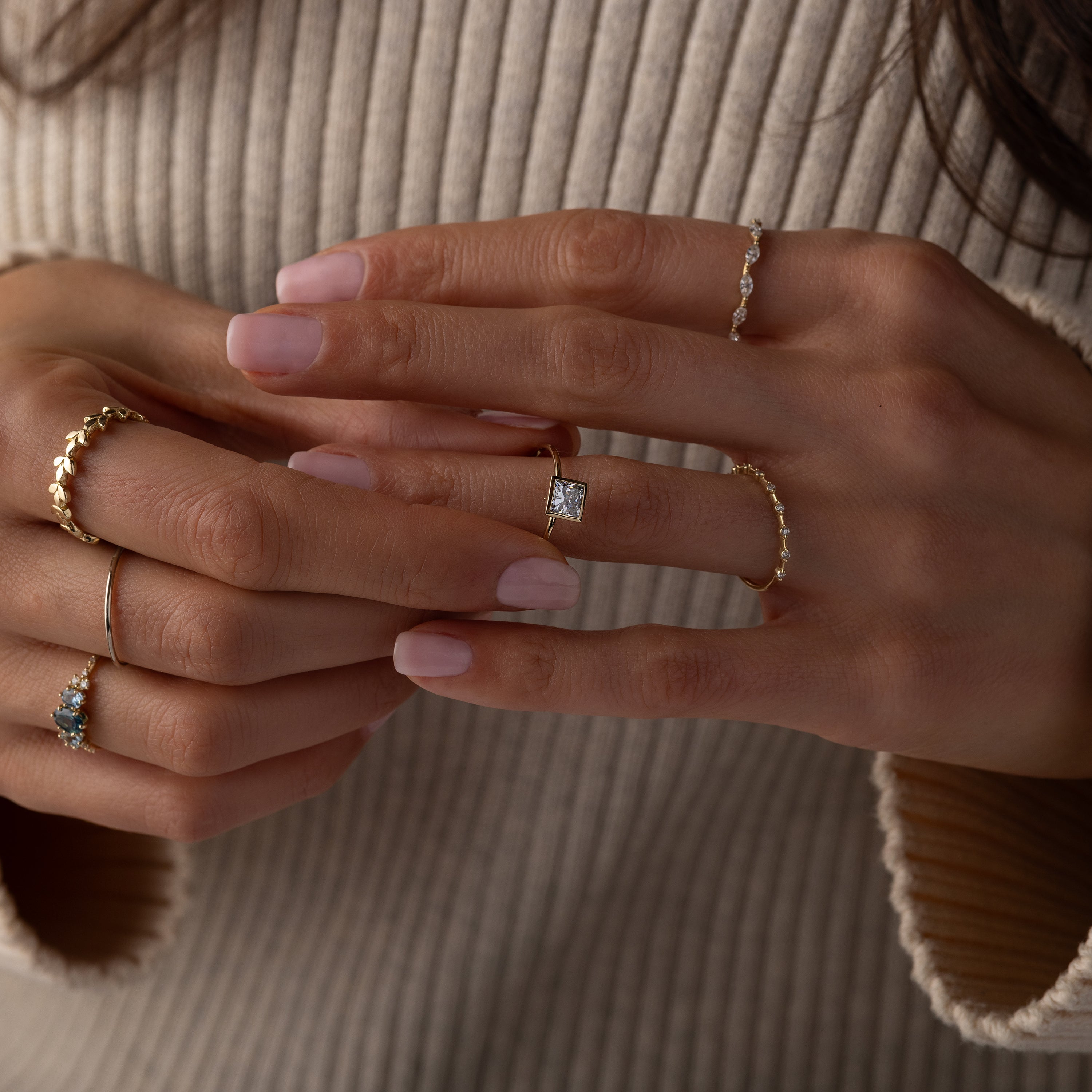 Solitaire-Oval Lab Grown Diamond Engagement Ring