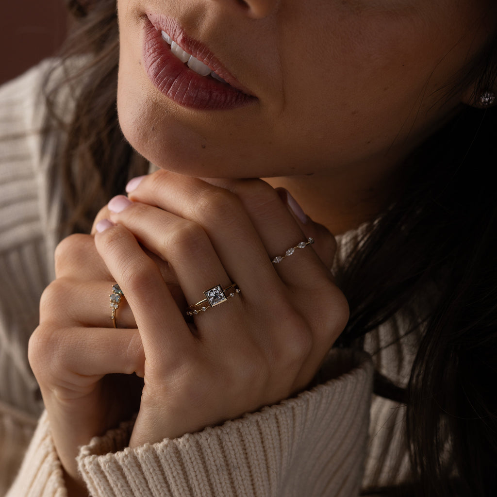 Solitaire-Oval Lab Grown Diamond Engagement Ring