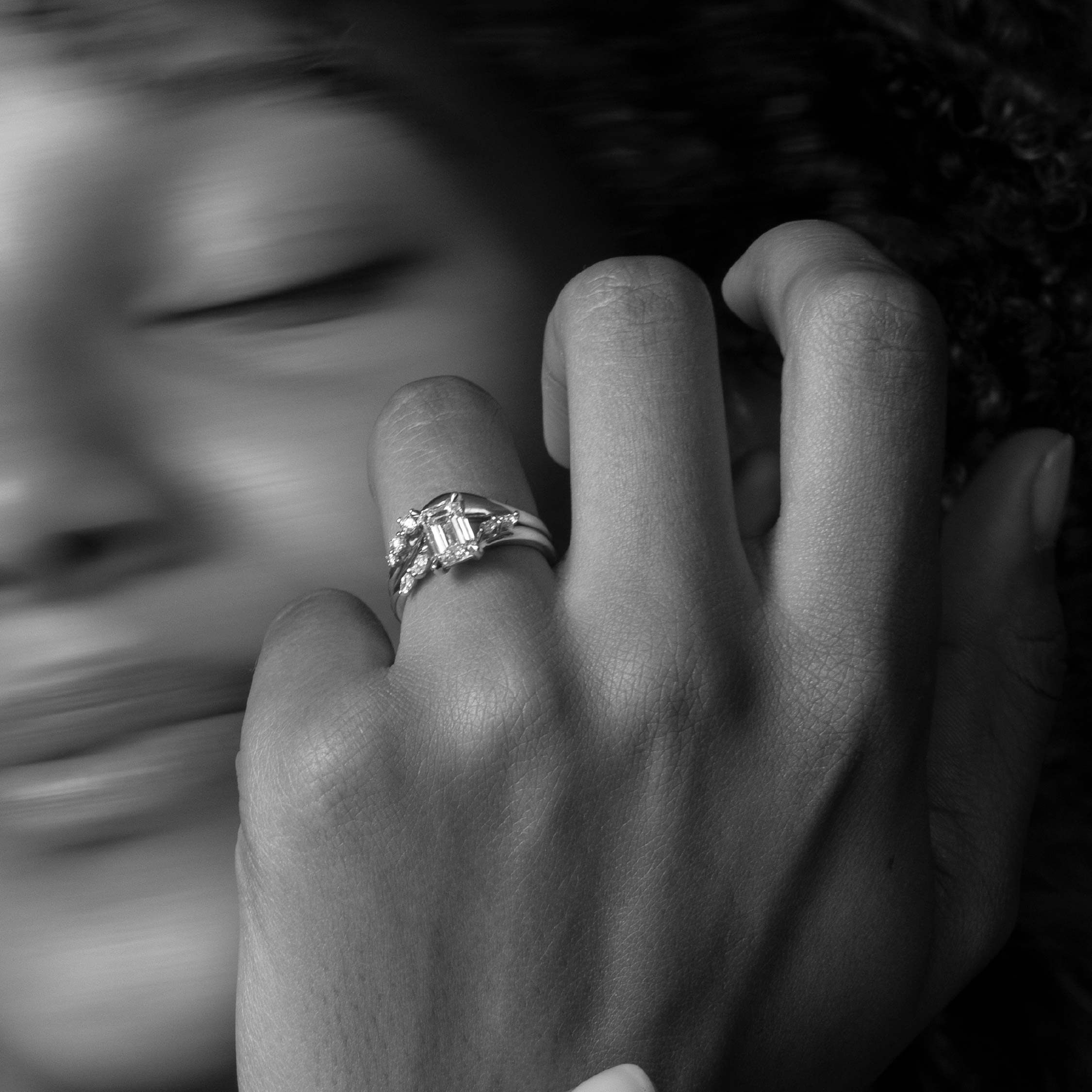 Solitaire- 1.0 CT Oval Moissanite Engagement Ring