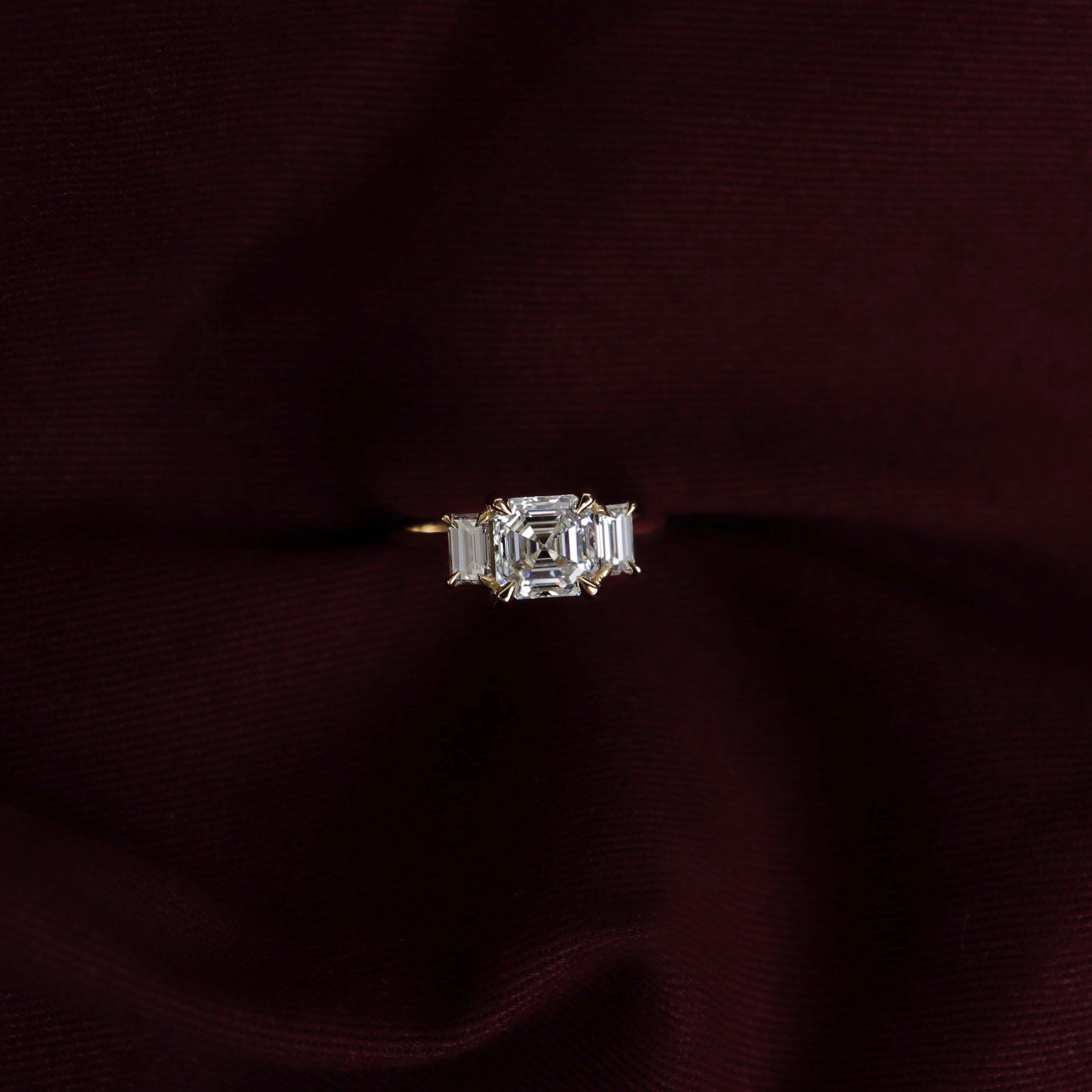 Solitaire-Oval Lab Grown Diamond Engagement Ring