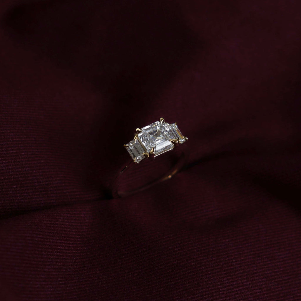 Solitaire- 1.0 CT Oval Moissanite Engagement Ring