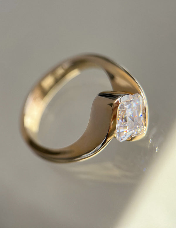 Solitaire Rapture-Asscher Lab Grown Diamond Engagement Ring - Solitaire-Oval Lab Grown Diamond Engagement Ring