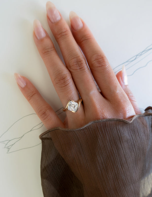 Solitaire Rapture-Asscher Lab Grown Diamond Engagement Ring - Solitaire-Oval Lab Grown Diamond Engagement Ring