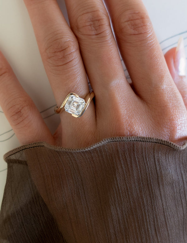 Solitaire Rapture-Asscher Lab Grown Diamond Engagement Ring - Solitaire-Oval Lab Grown Diamond Engagement Ring