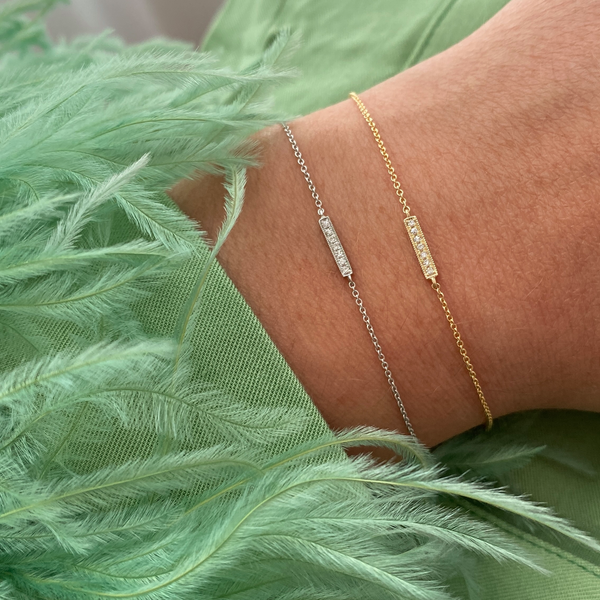 Diamond Bar-0.06 CT Round Lab Grown Diamond Bracelets - Solitaire Bezel-1.0 CT Oval Lab Grown Diamond Bracelets
