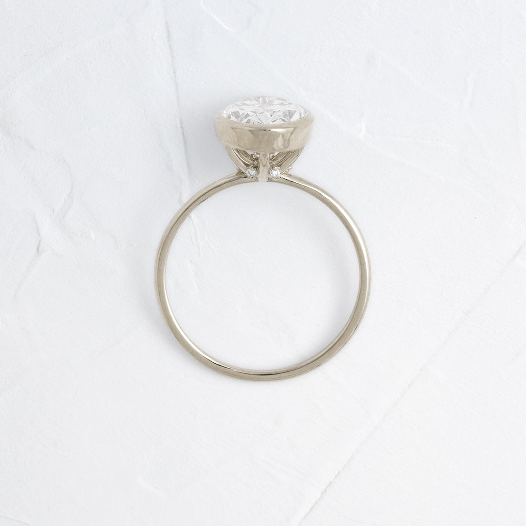 Solitaire-Oval Lab Grown Diamond Engagement Ring