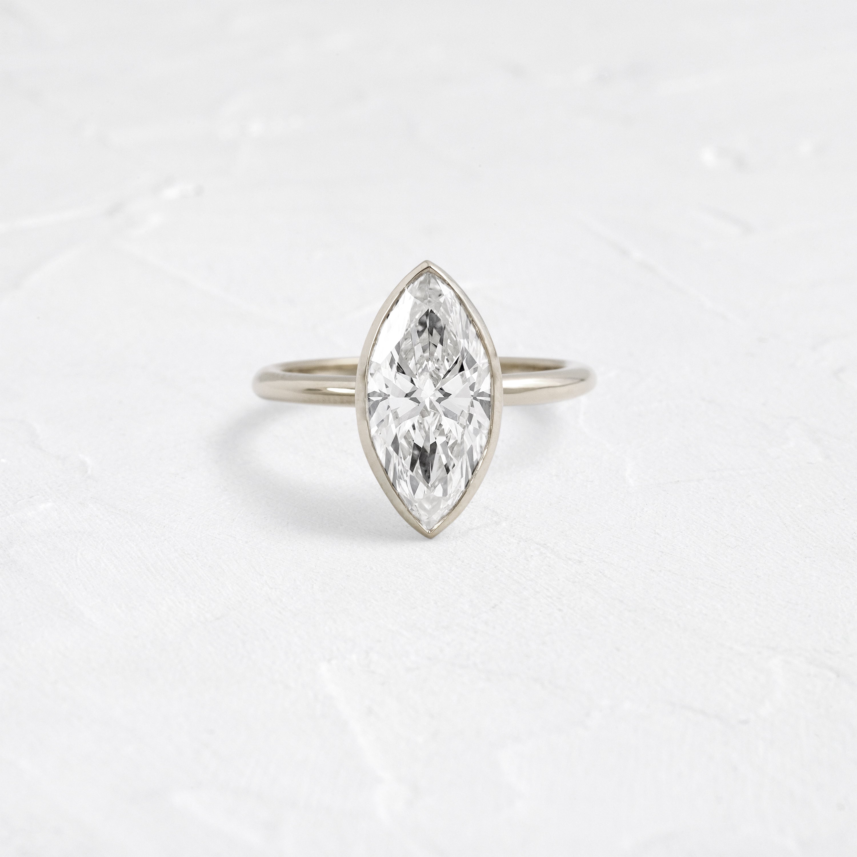 Solitaire-Oval Lab Grown Diamond Engagement Ring