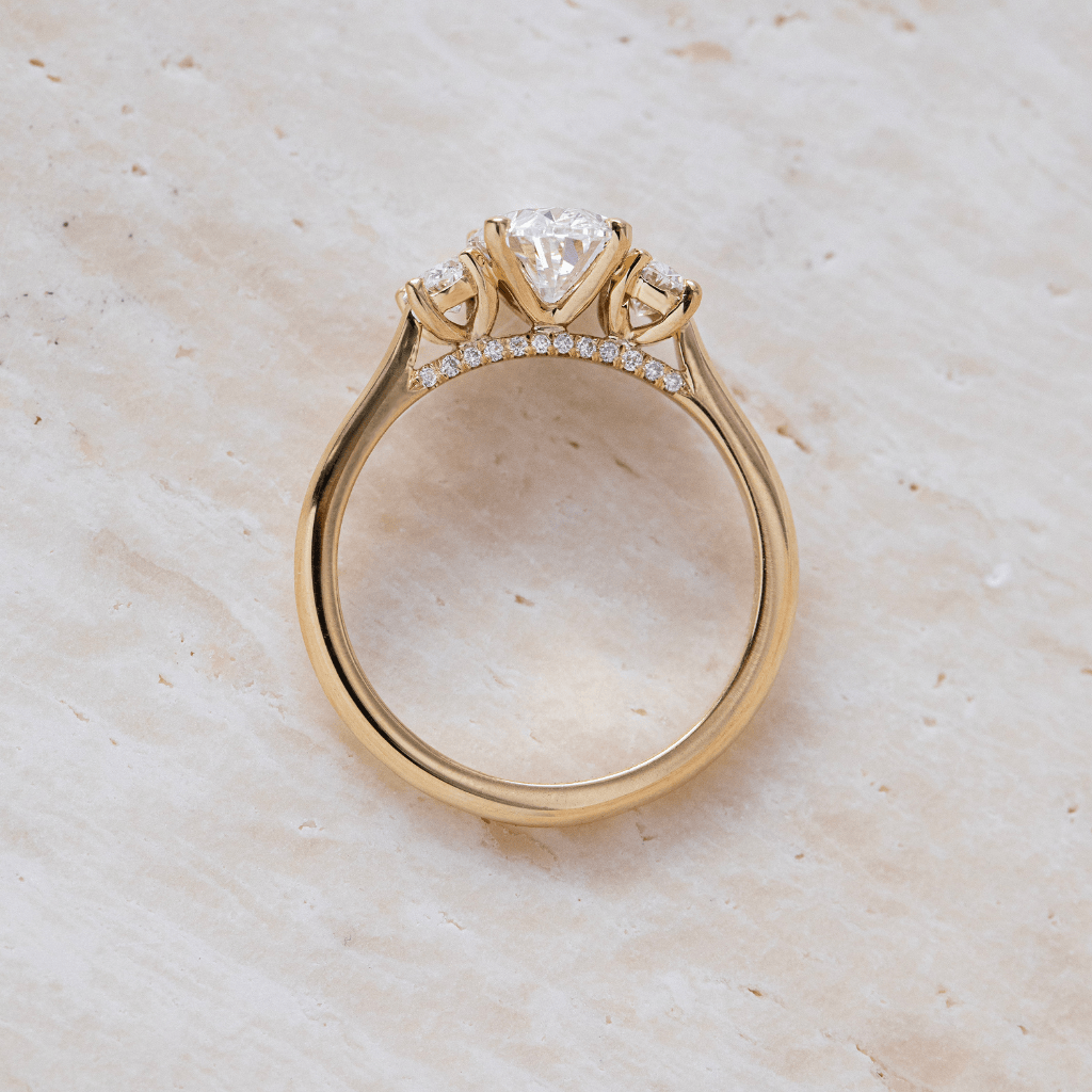 Solitaire-Oval Lab Grown Diamond Engagement Ring