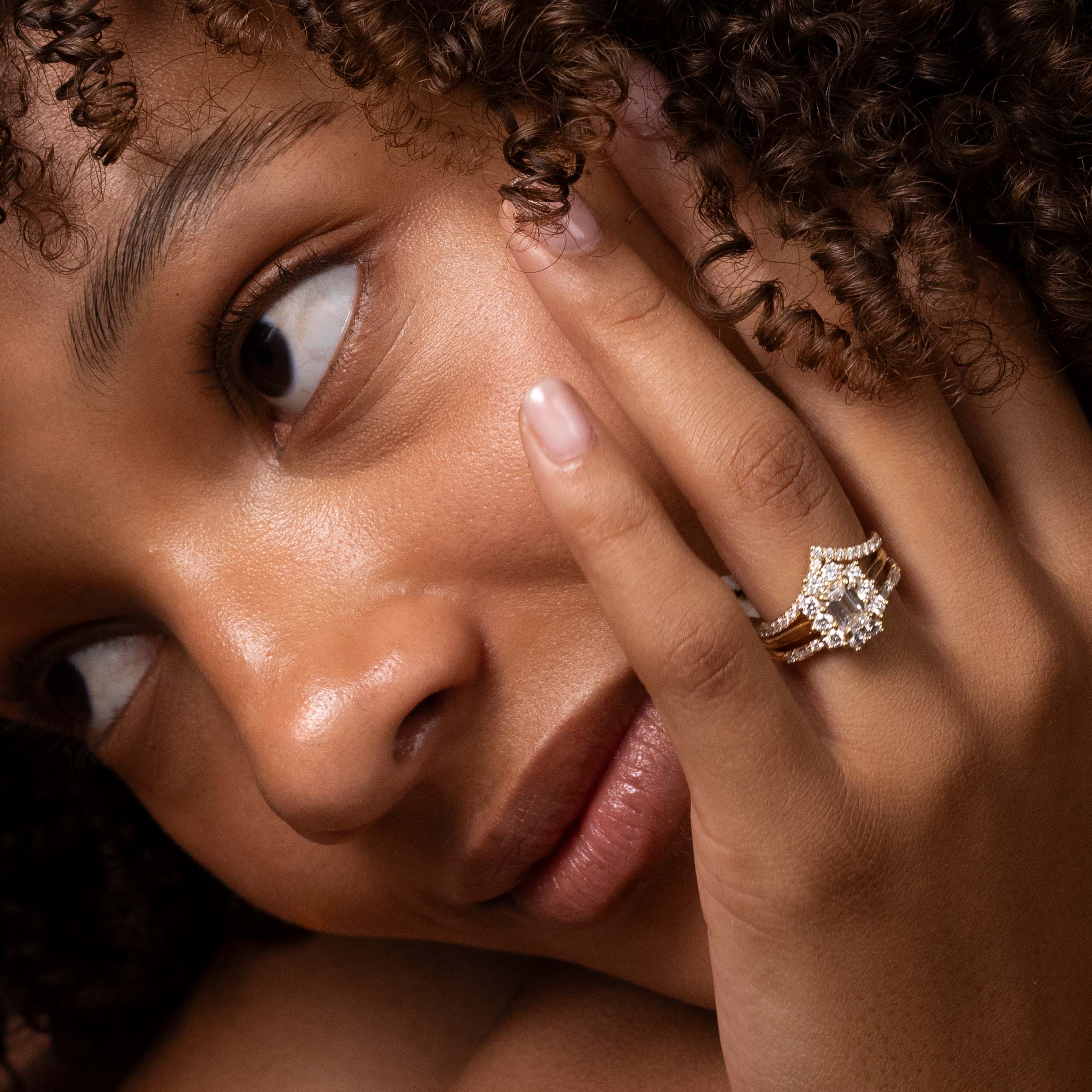 Solitaire- 1.0 CT Oval Moissanite Engagement Ring