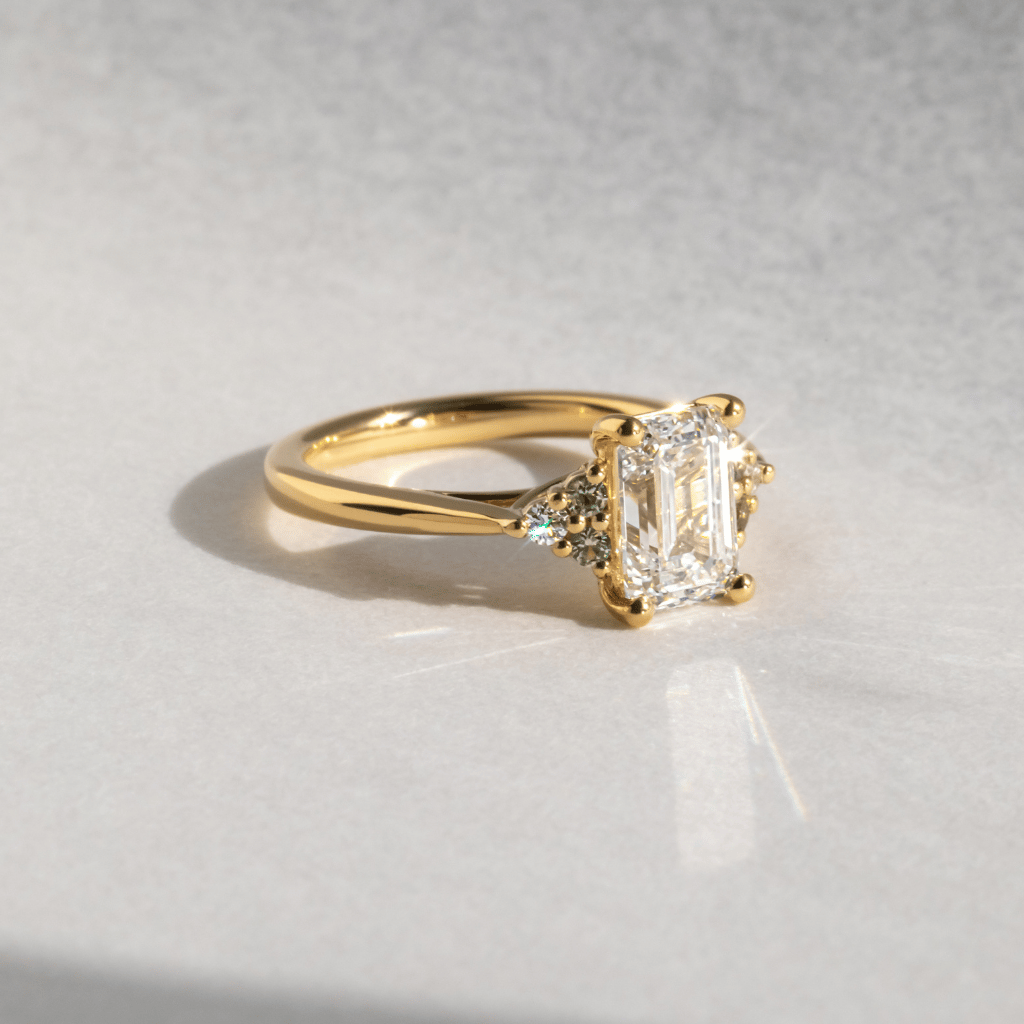 Solitaire-Oval Lab Grown Diamond Engagement Ring