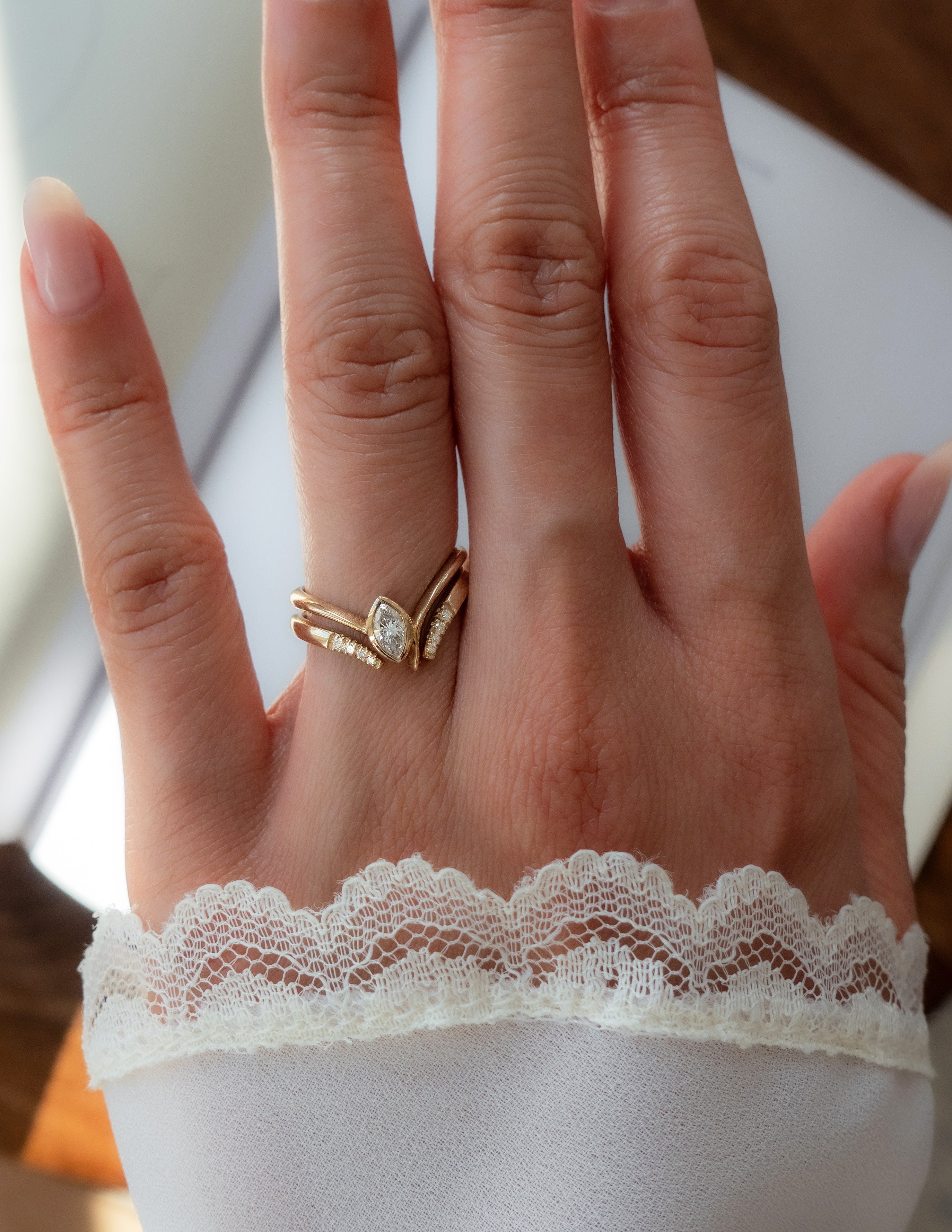 Solitaire-Oval Lab Grown Diamond Engagement Ring
