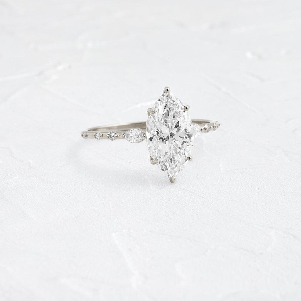 Solitaire-Oval Lab Grown Diamond Engagement Ring