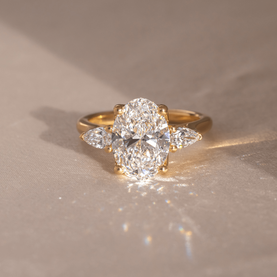 Solitaire-Oval Lab Grown Diamond Engagement Ring
