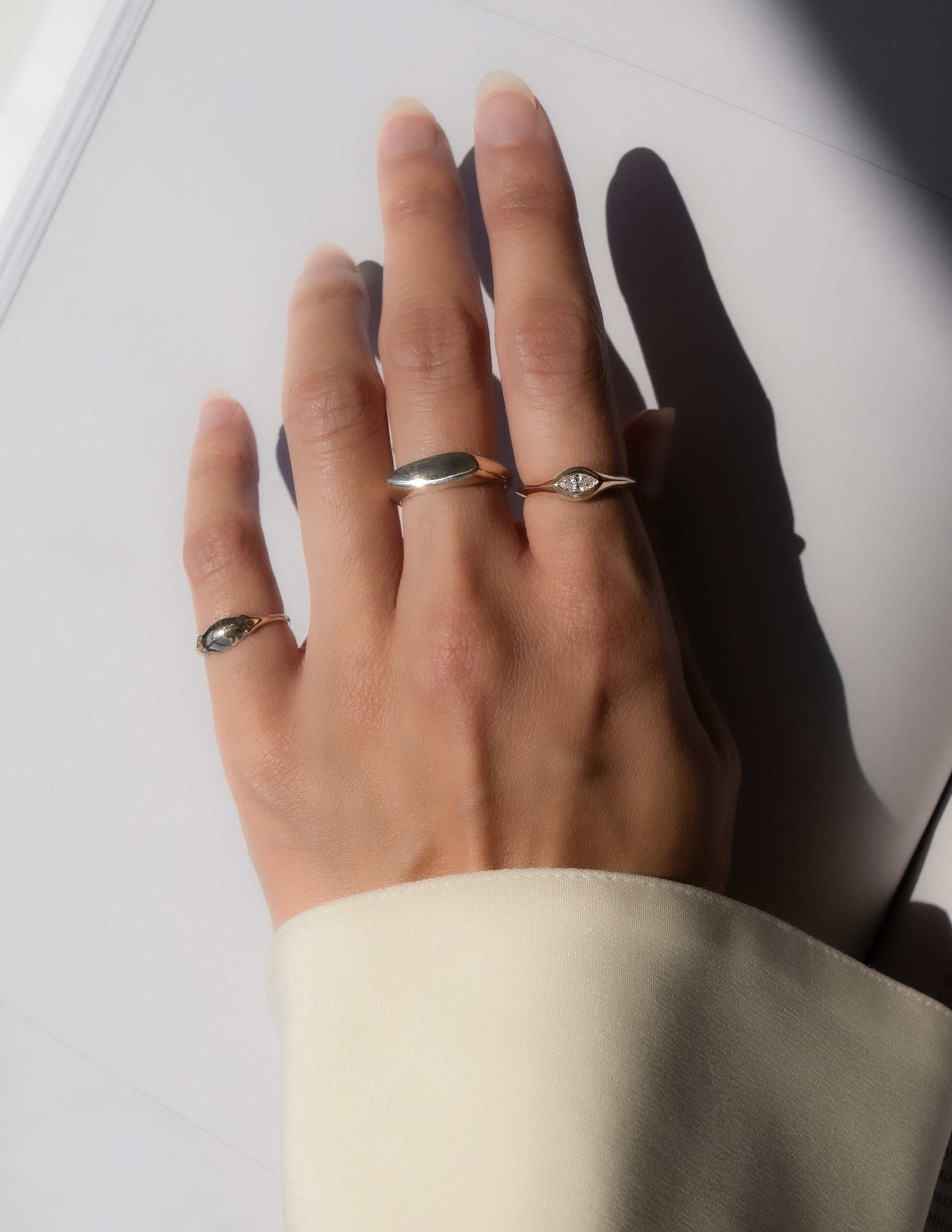 Solitaire-Oval Lab Grown Diamond Engagement Ring