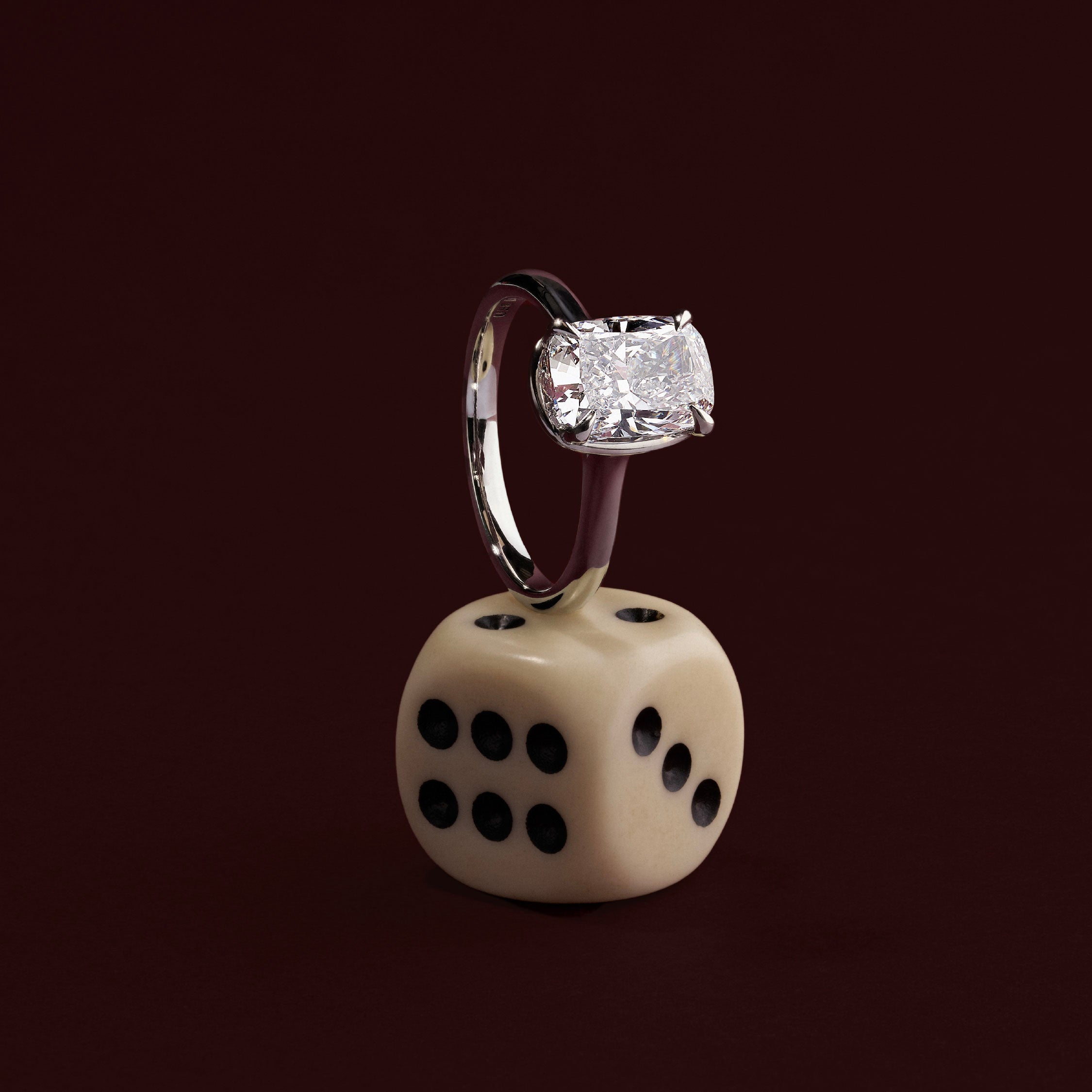 Solitaire- 1.0 CT Oval Moissanite Engagement Ring