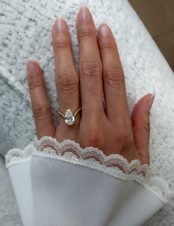 Solitaire V Curved Shank-Pear Lab Grown Diamond Engagement Ring - Solitaire-Oval Lab Grown Diamond Engagement Ring