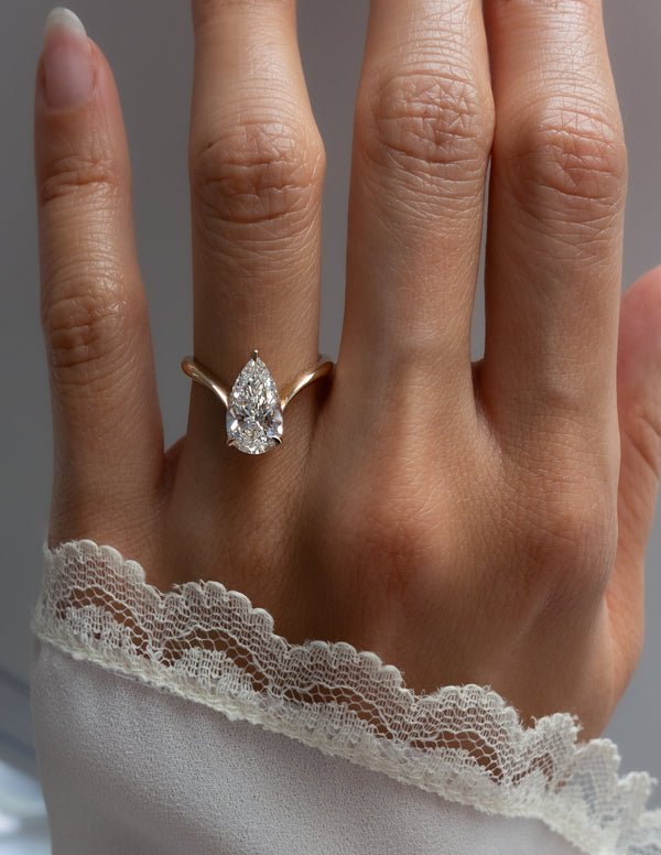 Solitaire V Curved Shank-Pear Lab Grown Diamond Engagement Ring - Solitaire-Oval Lab Grown Diamond Engagement Ring