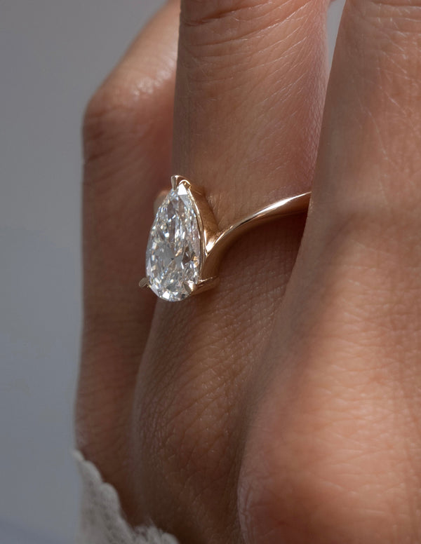 Solitaire V Curved Shank-Pear Lab Grown Diamond Engagement Ring - Solitaire-Oval Lab Grown Diamond Engagement Ring