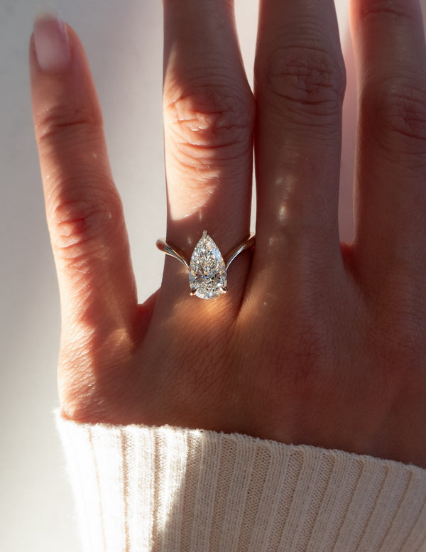 Solitaire V Curved Shank-Pear Lab Grown Diamond Engagement Ring - Solitaire-Oval Lab Grown Diamond Engagement Ring