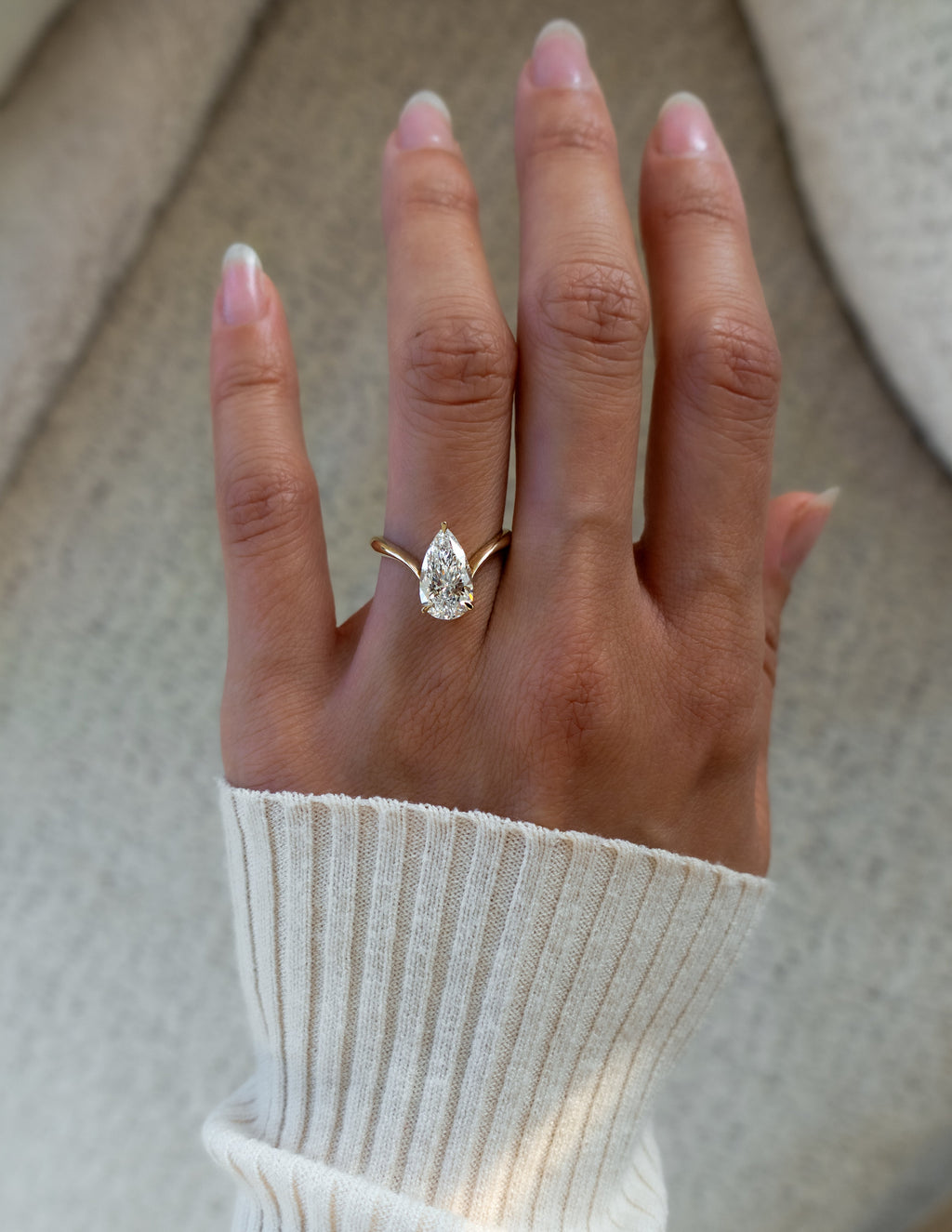 Solitaire-Oval Lab Grown Diamond Engagement Ring