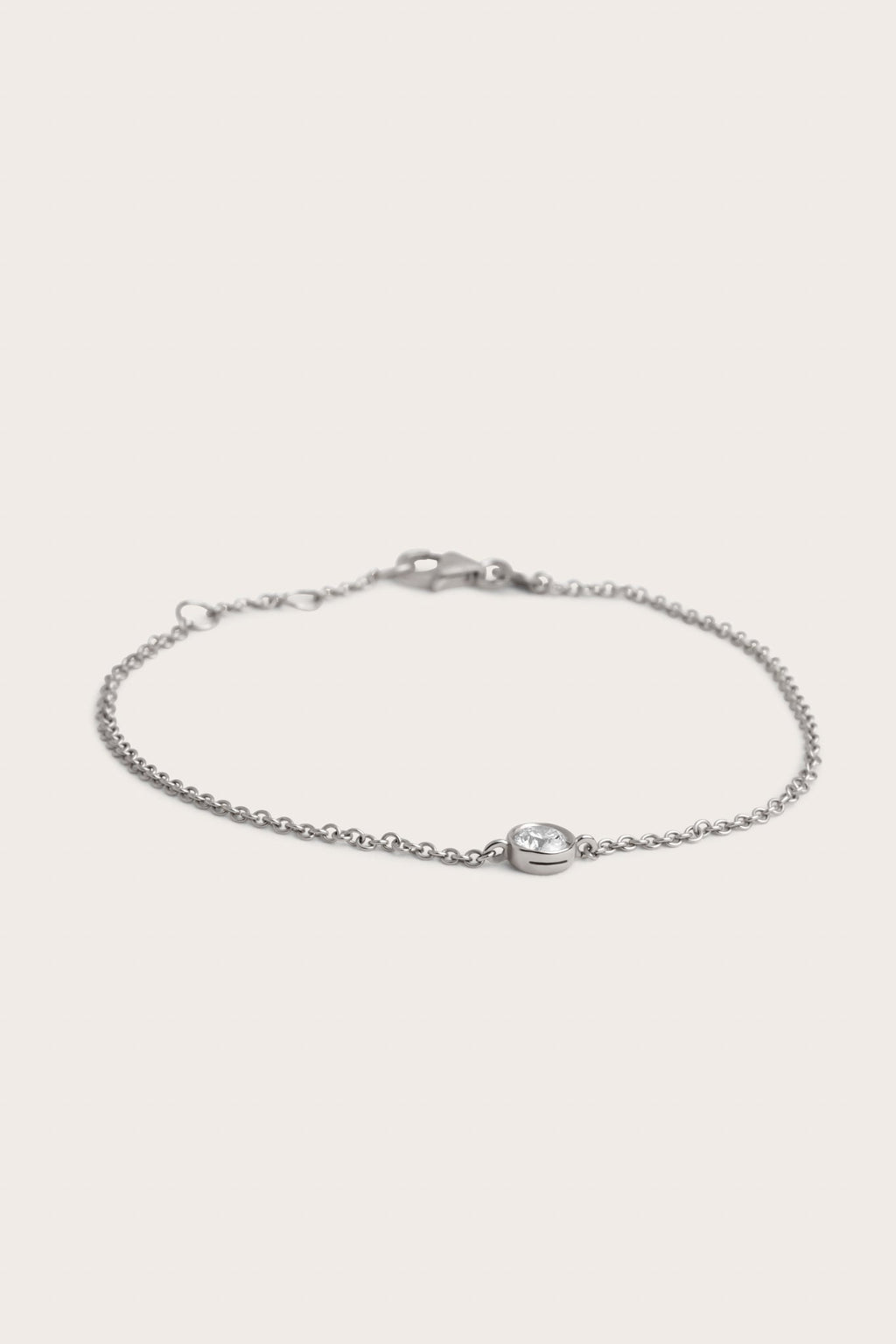Solitaire Bezel-1.0 CT Oval Lab Grown Diamond Bracelets