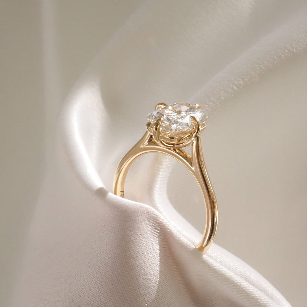Solitaire-Oval Lab Grown Diamond Engagement Ring