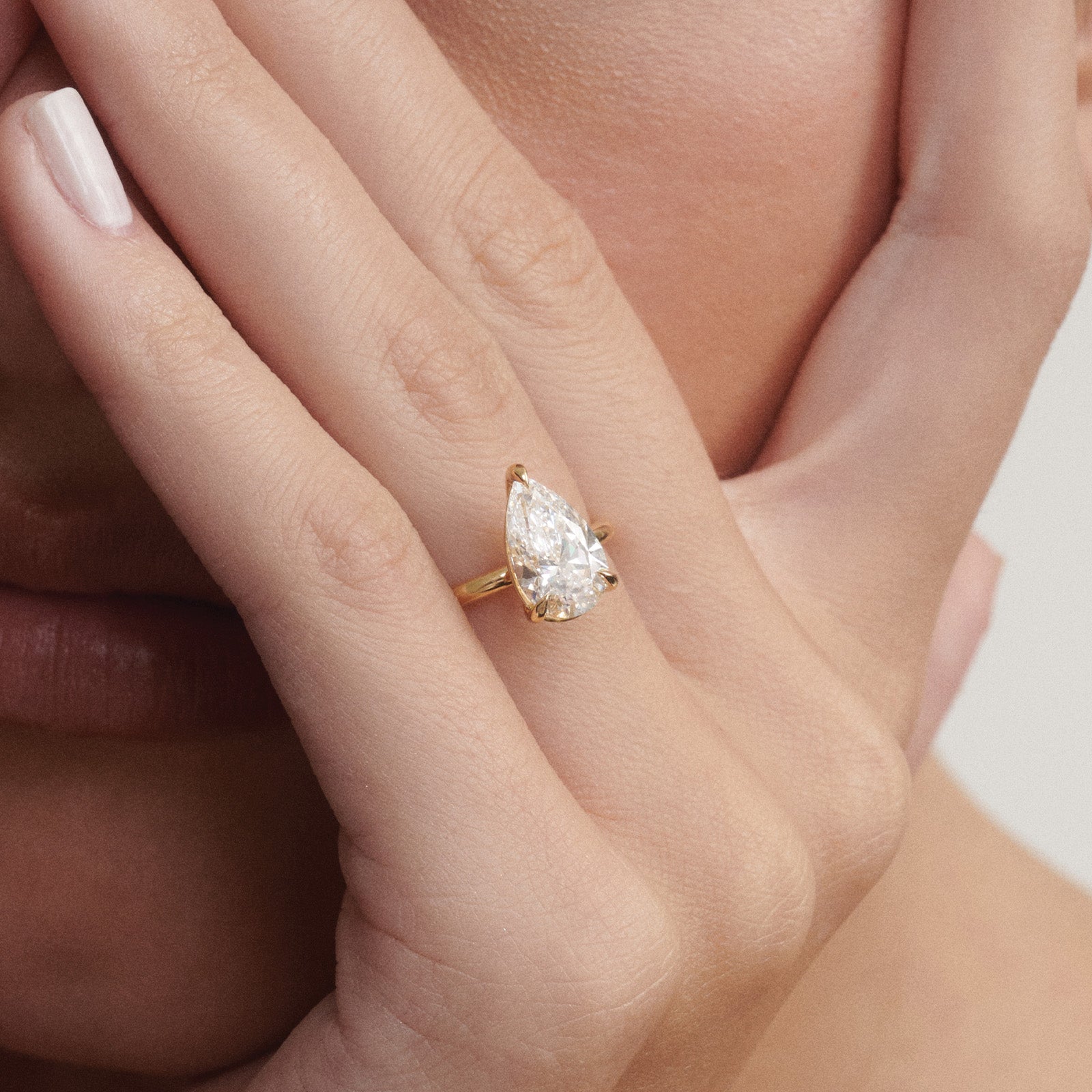 Solitaire-Oval Lab Grown Diamond Engagement Ring