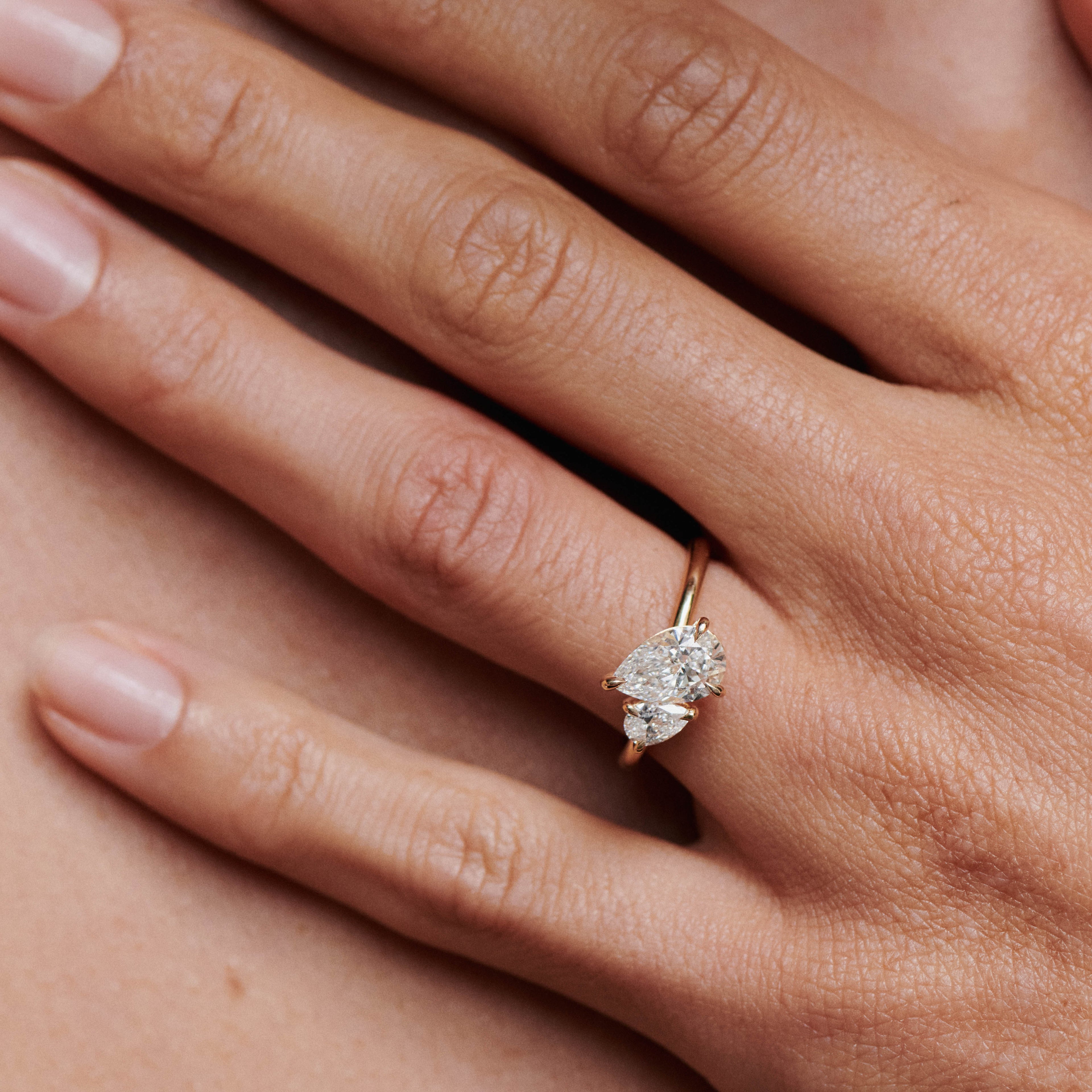 Solitaire-Oval Lab Grown Diamond Engagement Ring