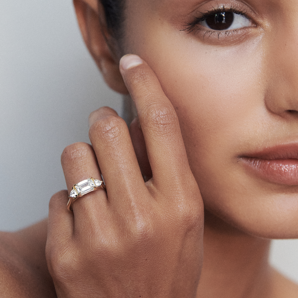 Solitaire-Oval Lab Grown Diamond Engagement Ring