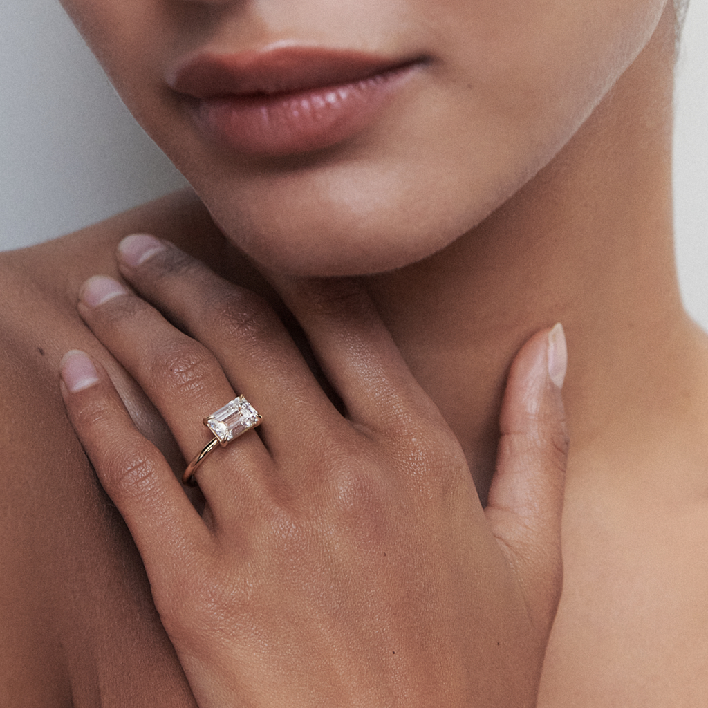 Solitaire-Oval Lab Grown Diamond Engagement Ring