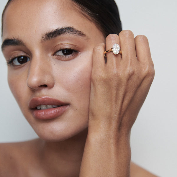 Solitaire-Oval Lab Grown Diamond Engagement Ring - Solitaire-Oval Lab Grown Diamond Engagement Ring