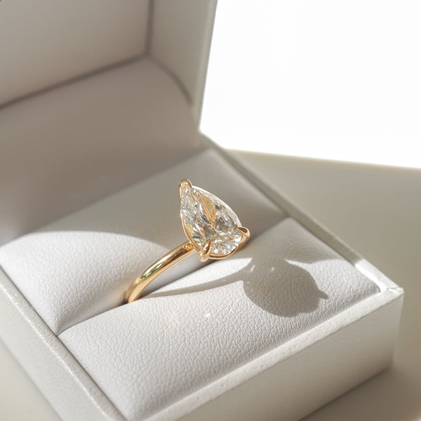 Solitaire-Pear Lab Grown Diamond Engagement Ring - Solitaire-Oval Lab Grown Diamond Engagement Ring