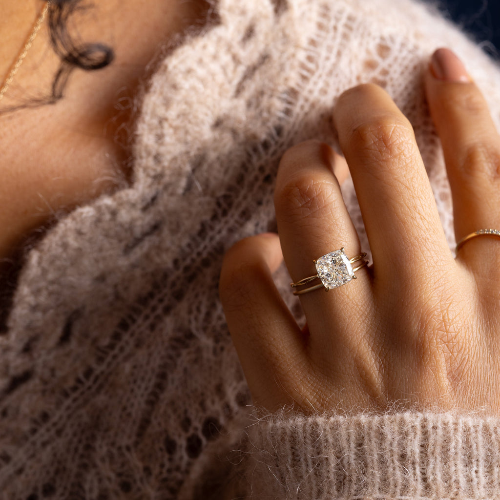 Solitaire-Oval Lab Grown Diamond Engagement Ring