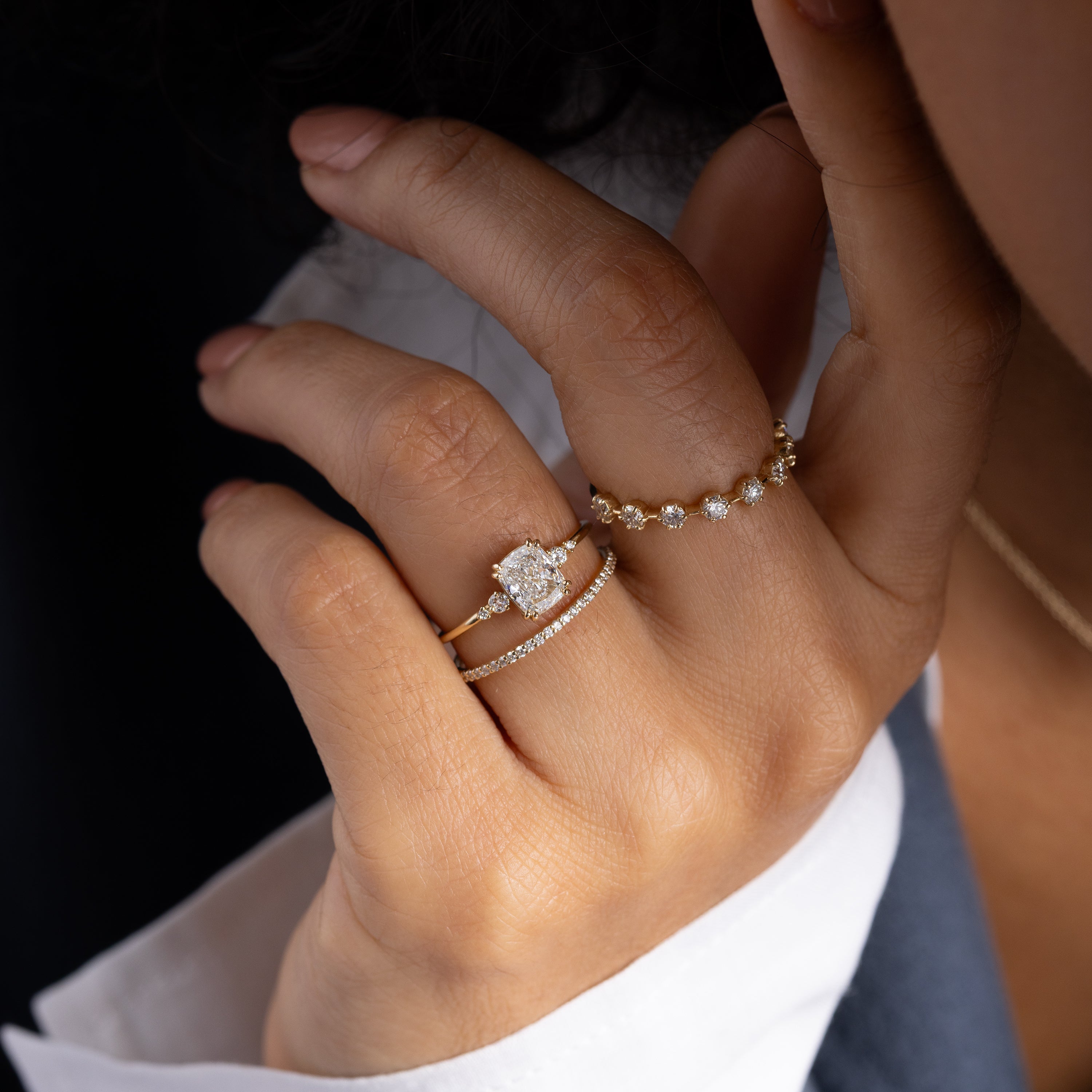 Solitaire-Oval Lab Grown Diamond Engagement Ring