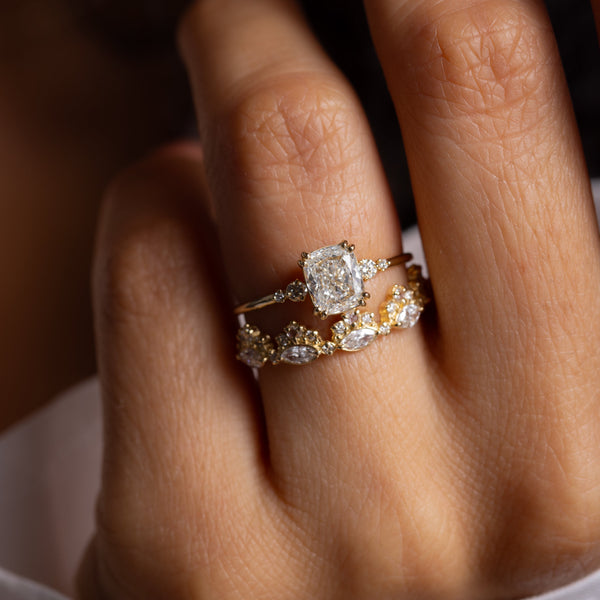 Cluster-Cushion Lab Grown Diamond Engagement Ring - Solitaire-Oval Lab Grown Diamond Engagement Ring
