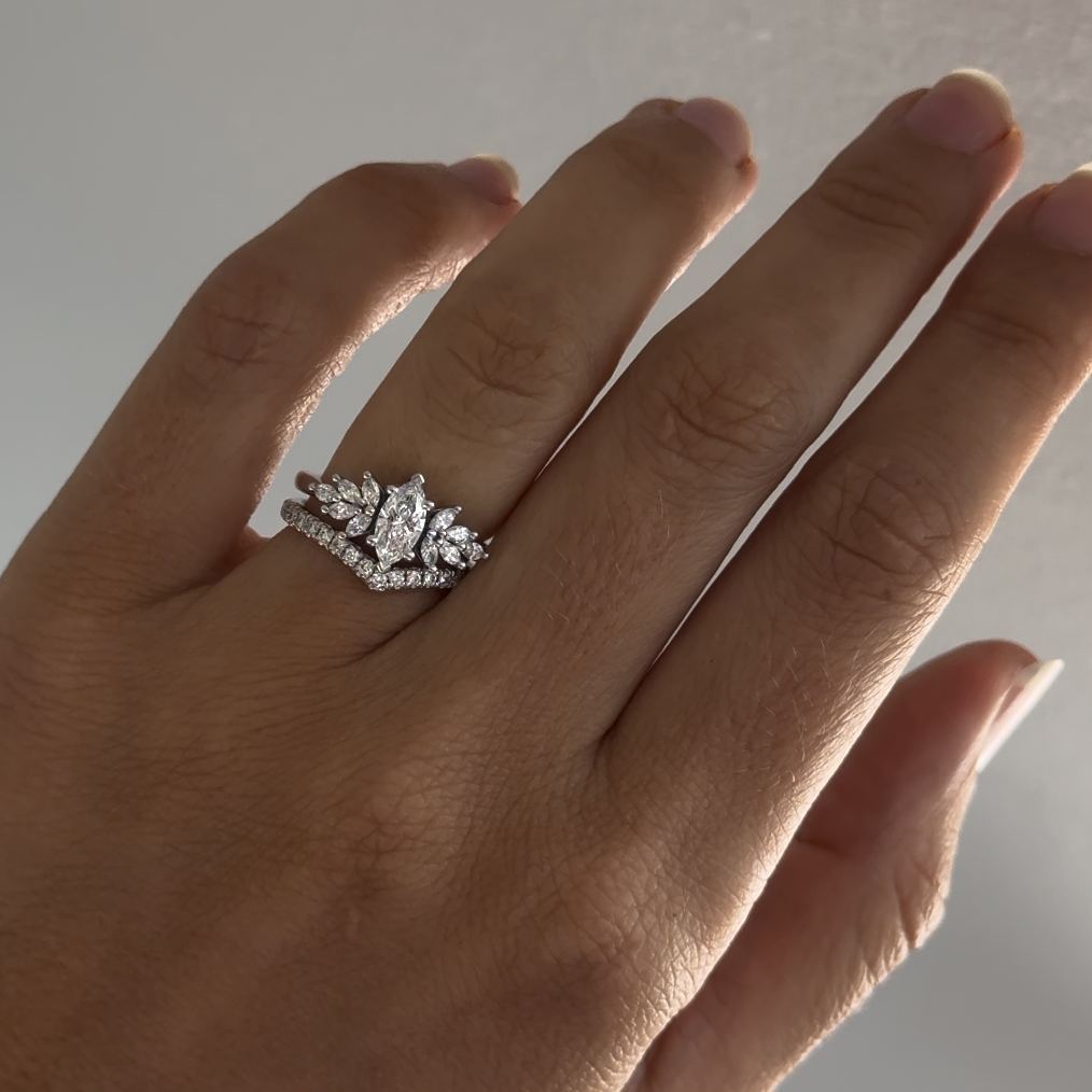 Solitaire-Oval Lab Grown Diamond Engagement Ring