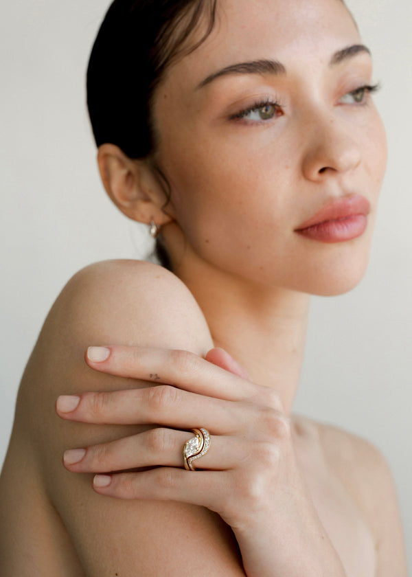 Solitaire Rapture-Marquise Lab Grown Diamond Engagement Ring - Solitaire-Oval Lab Grown Diamond Engagement Ring