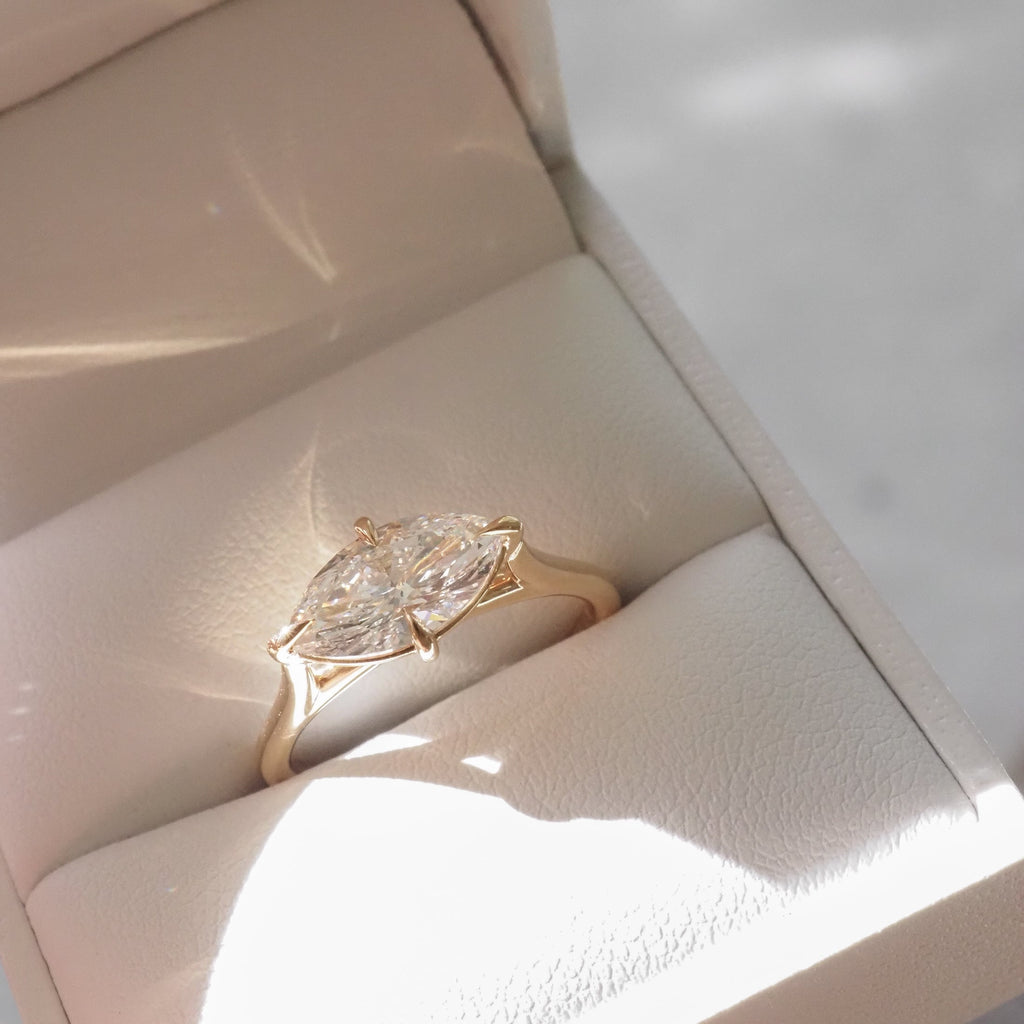 Solitaire-Oval Lab Grown Diamond Engagement Ring