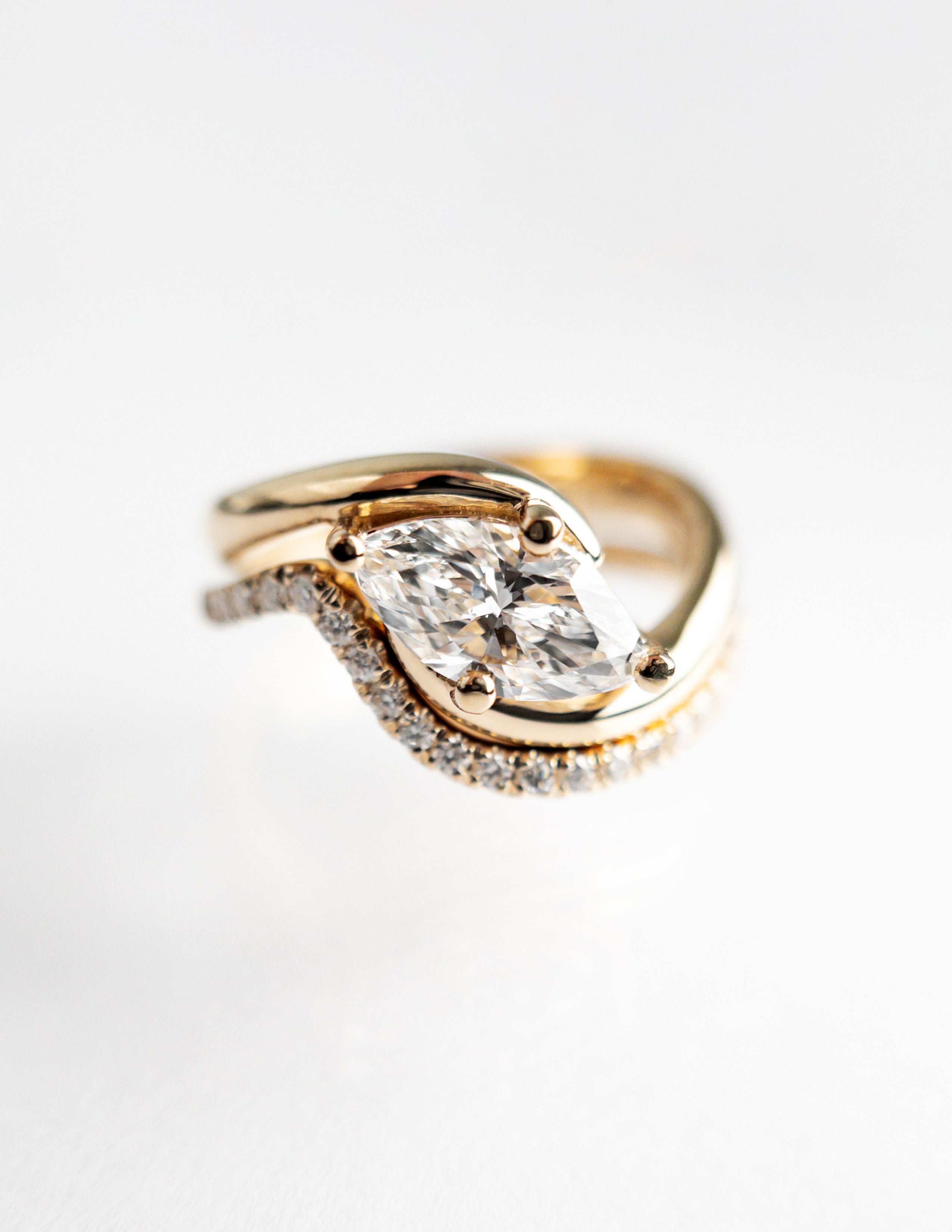Solitaire Rapture & Pave Band- Oval Lab Grown Diamond Bridal Set