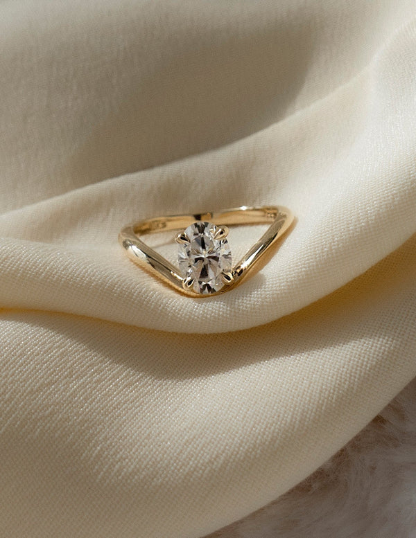 Solitaire Curved Shank-Oval Lab Grown Diamond Engagement Ring - Solitaire-Oval Lab Grown Diamond Engagement Ring