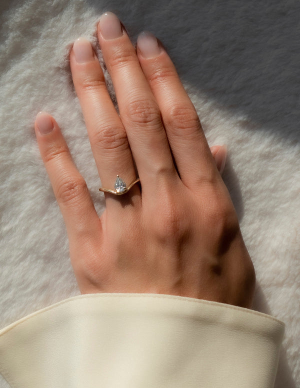 Solitaire Curved Shank-Pear Lab Grown Diamond Engagement Ring - Solitaire-Oval Lab Grown Diamond Engagement Ring