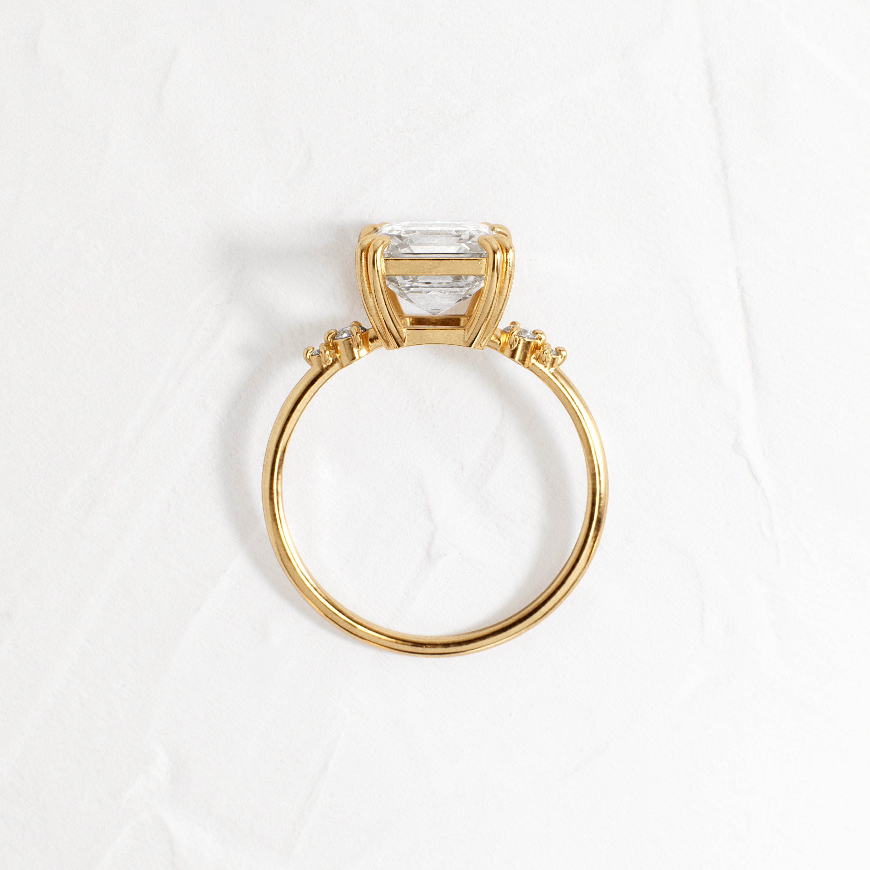 Solitaire-Oval Lab Grown Diamond Engagement Ring