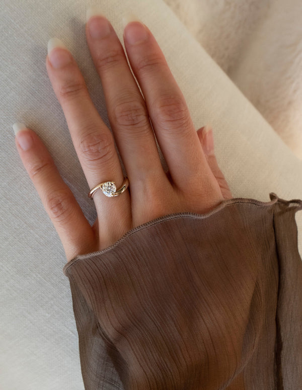 Solitaire Rapture-Round Lab Grown Diamond Engagement Ring - Solitaire-Oval Lab Grown Diamond Engagement Ring