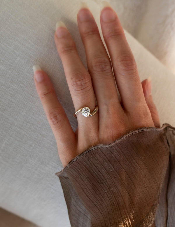 Solitaire Rapture-Round Lab Grown Diamond Engagement Ring - Solitaire-Oval Lab Grown Diamond Engagement Ring