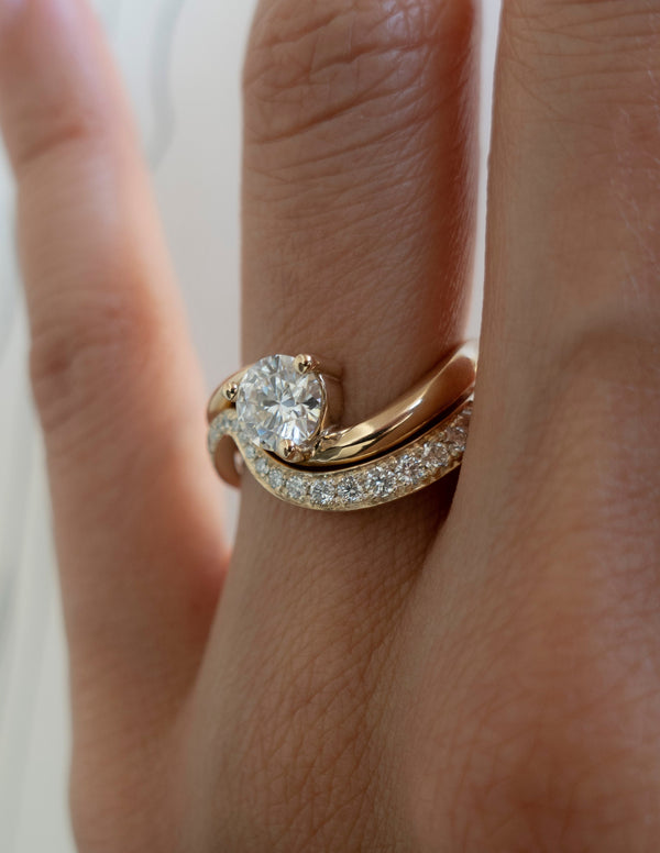 Solitaire Rapture & Pave Band- 1 CT Round Lab Grown Diamond Bridal Set - Solitaire Rapture & Pave Band- Oval Lab Grown Diamond Bridal Set