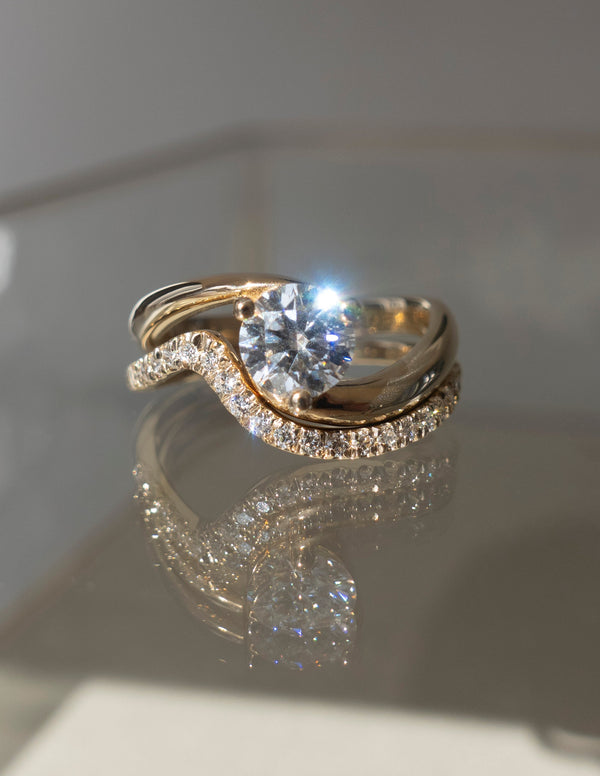 Solitaire Rapture & Pave Band- 1 CT Round Lab Grown Diamond Bridal Set - Solitaire Rapture & Pave Band- Oval Lab Grown Diamond Bridal Set