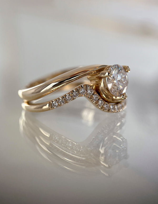 Solitaire Rapture & Pave Band- 1 CT Round Lab Grown Diamond Bridal Set - Solitaire Rapture & Pave Band- Oval Lab Grown Diamond Bridal Set