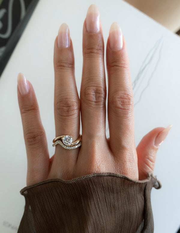 Solitaire Rapture & Pave Band- 1 CT Round Lab Grown Diamond Bridal Set - Solitaire Rapture & Pave Band- Oval Lab Grown Diamond Bridal Set