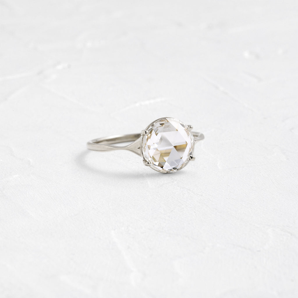 Solitaire-Oval Lab Grown Diamond Engagement Ring